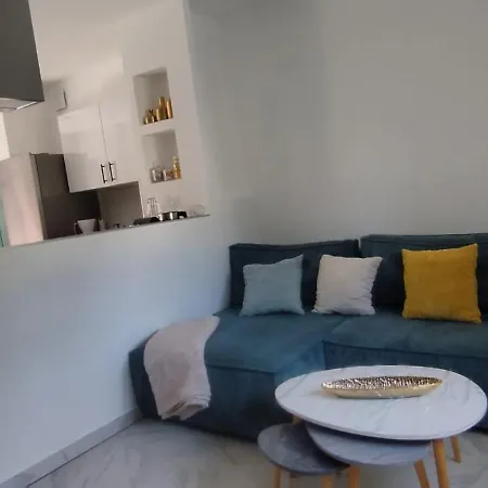 Maison 01200